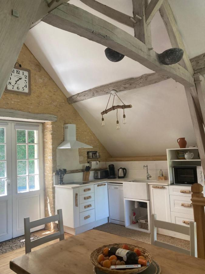 Villa Logis des 4 fées Sainte-Nathalène Esterno foto