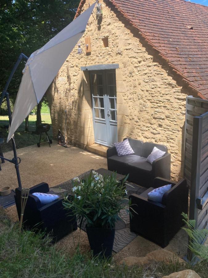 Villa Logis des 4 fées Sainte-Nathalène Esterno foto